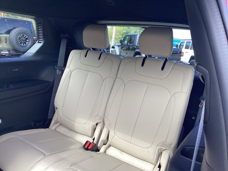 New 2025 Jeep Grand Cherokee L SUV