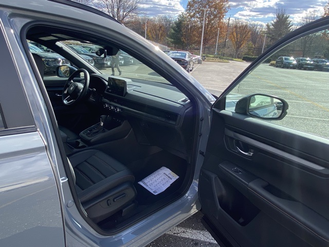 new 2026 Honda CR-V Hybrid car, priced at $40,024