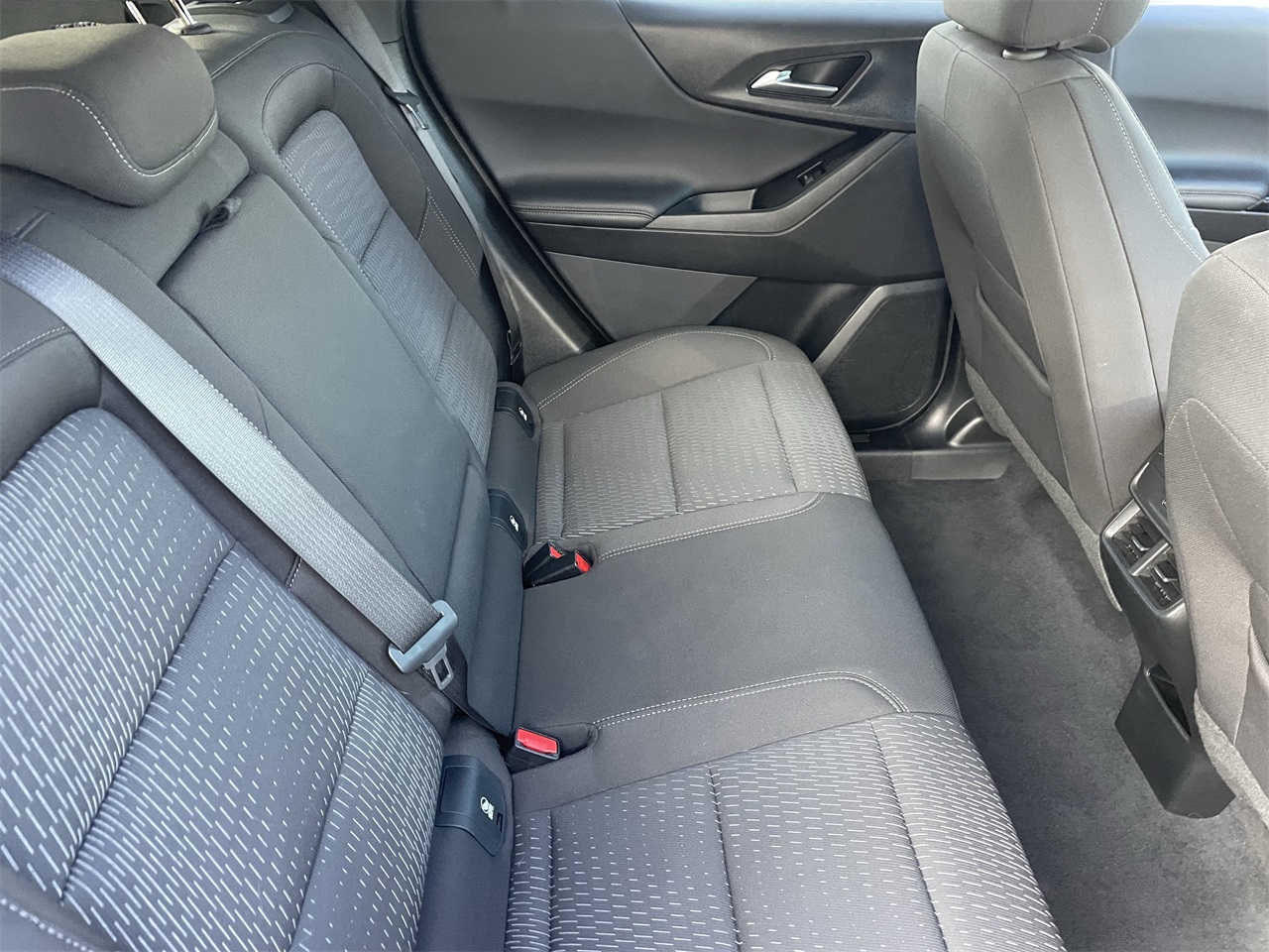 used 2025 Chevrolet Equinox car, priced at $25,465