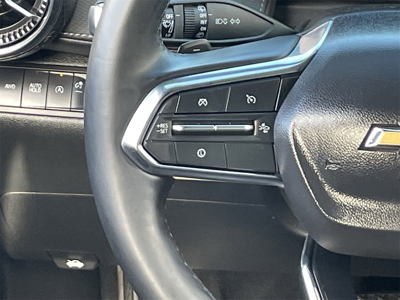 used 2025 Chevrolet Equinox car, priced at $25,465