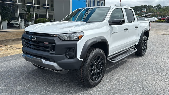 new 2026 Chevrolet Colorado car, priced at $45,980