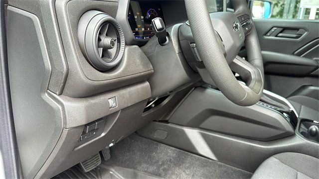 new 2026 Chevrolet Colorado car, priced at $45,980