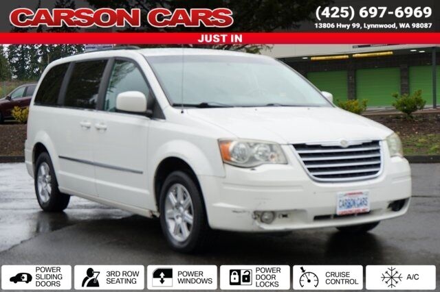 2010 Toyota Sienna photo 2