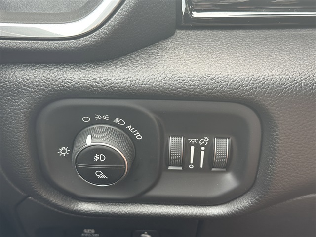 2026 Ram 1500 Laramie photo 30