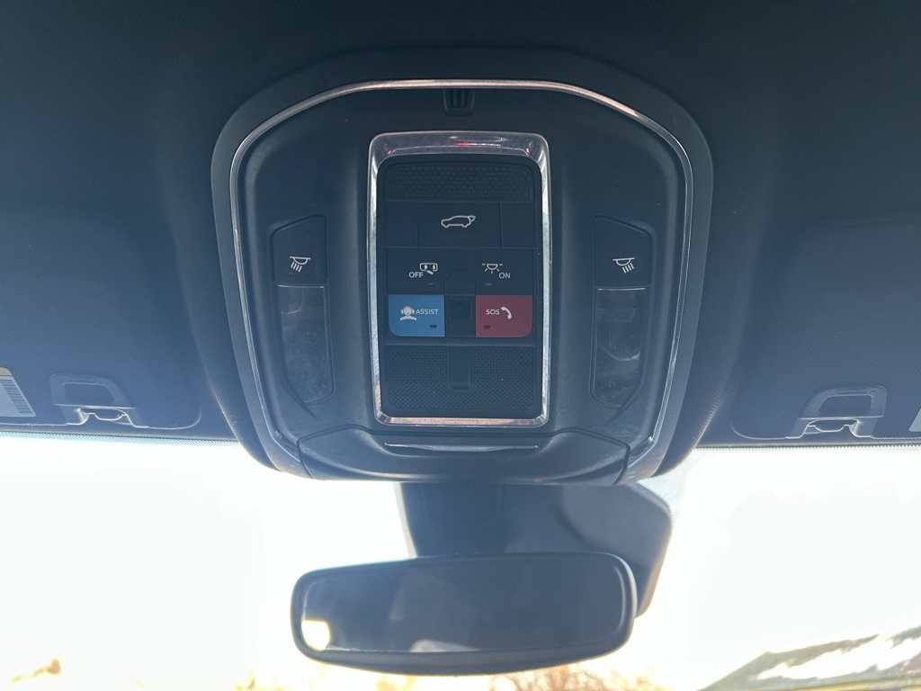 used 2024 Jeep Grand Cherokee L car, priced at $29,374