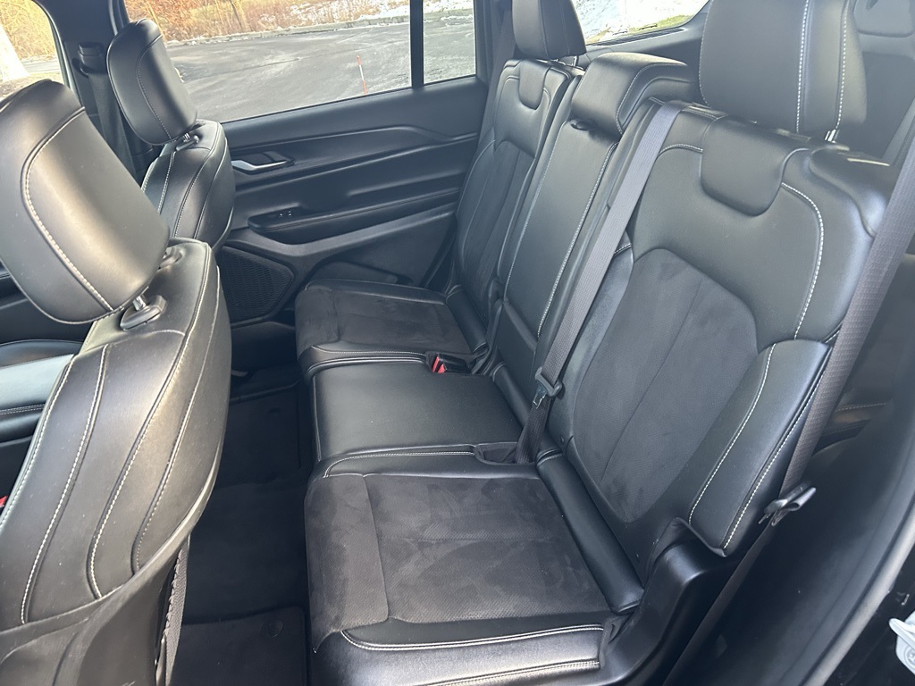 used 2024 Jeep Grand Cherokee L car, priced at $29,374