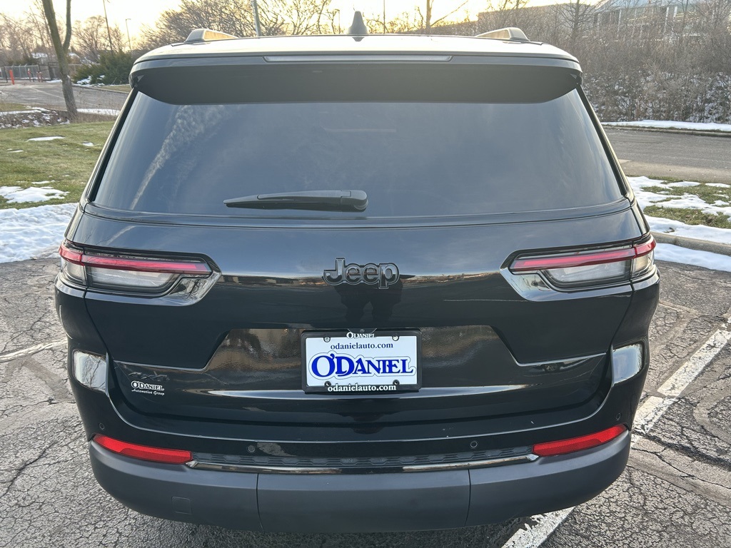used 2024 Jeep Grand Cherokee L car, priced at $29,374