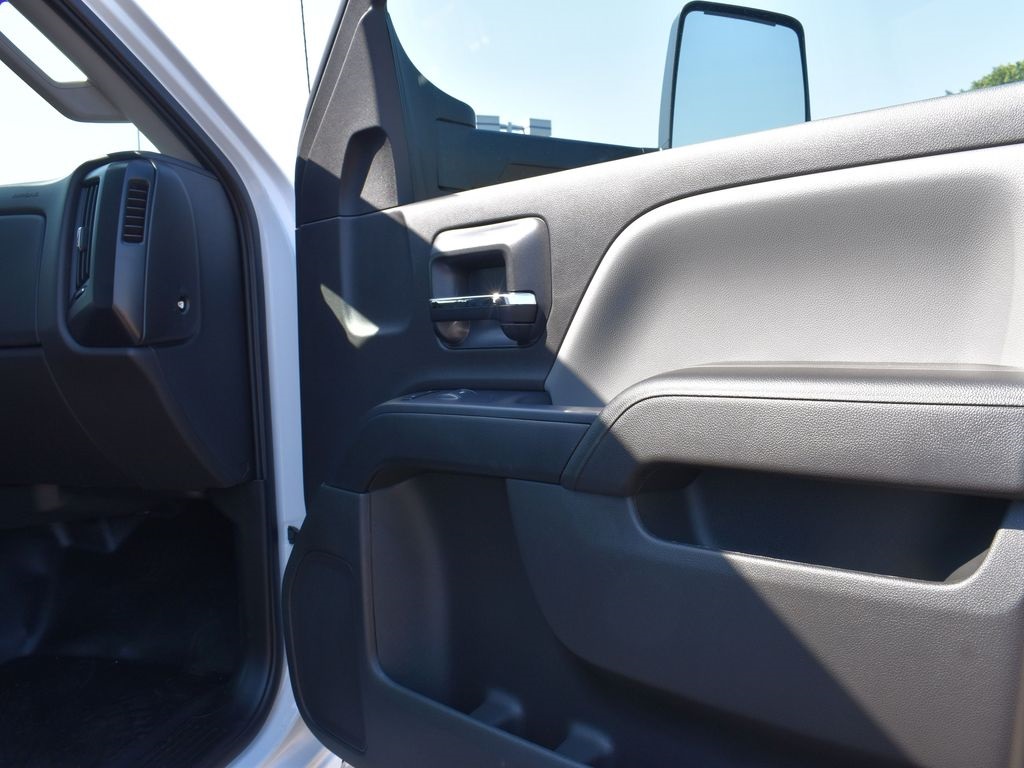2024 Summit White Chevrolet Silverado 5500HD Work Truck 4X4 Truck