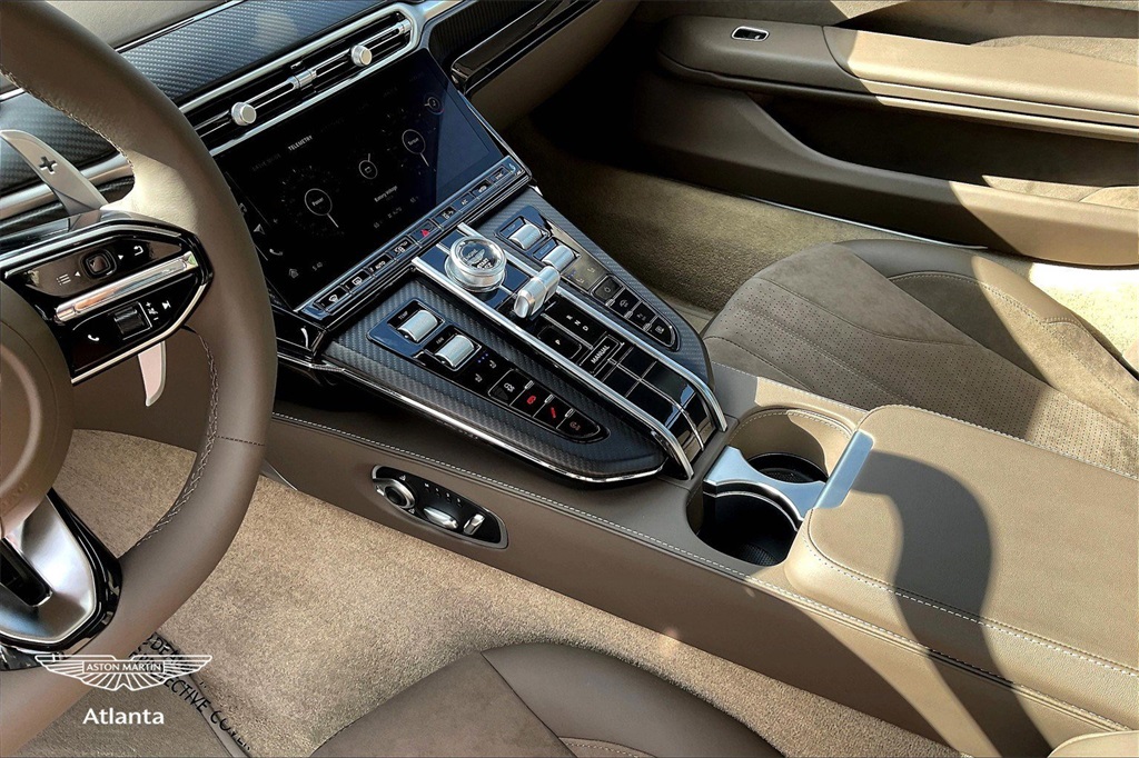 2025 Aston Martin Vantage RWD Coupe