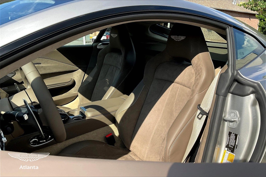 2025 Aston Martin Vantage RWD Coupe