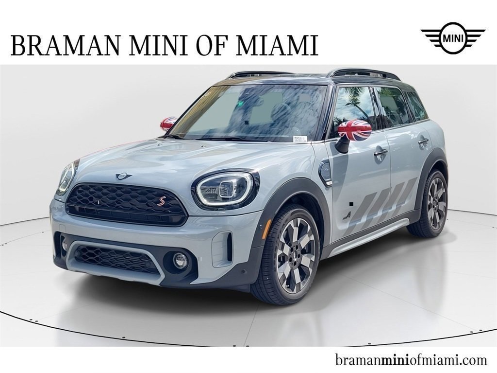 2024 MINI Countryman S's photo