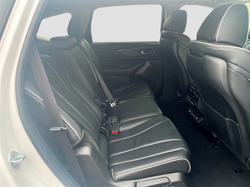 2024 Acura MDX SH-AWD Advance photo 25