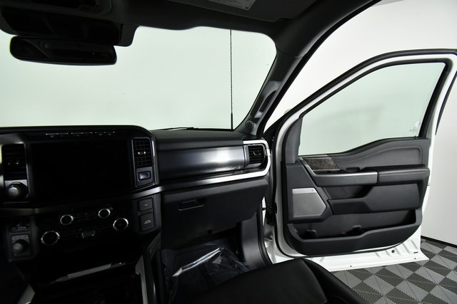 2023 Ford F-350 XL photo 18