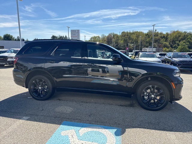 2026 Dodge Durango GT photo 3