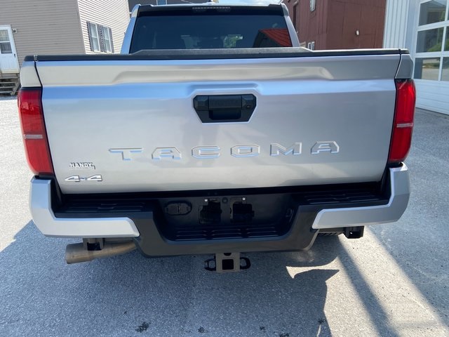 2024 Toyota Tacoma SR5 photo 6
