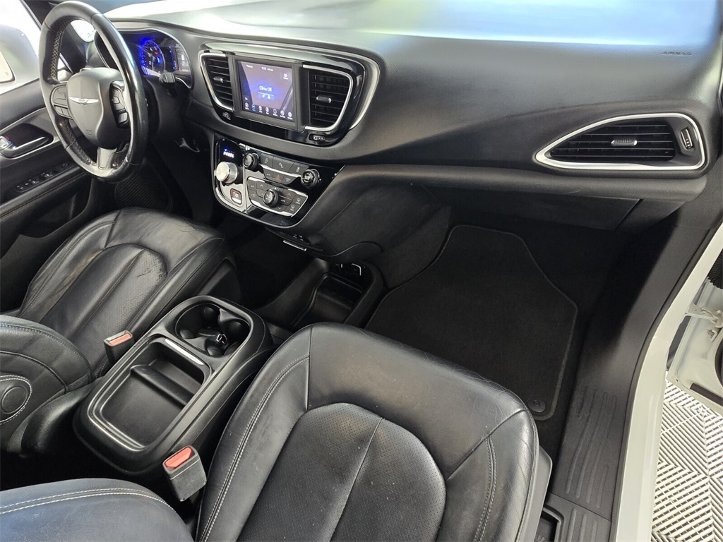 used 2019 Chrysler Pacifica car, priced at $12,998
