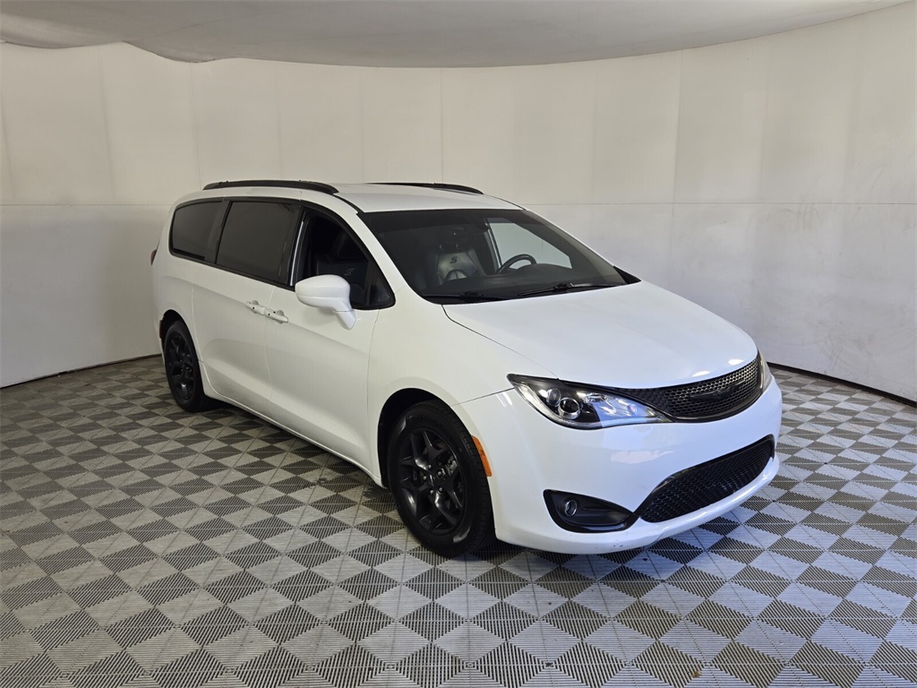 used 2019 Chrysler Pacifica car, priced at $12,998