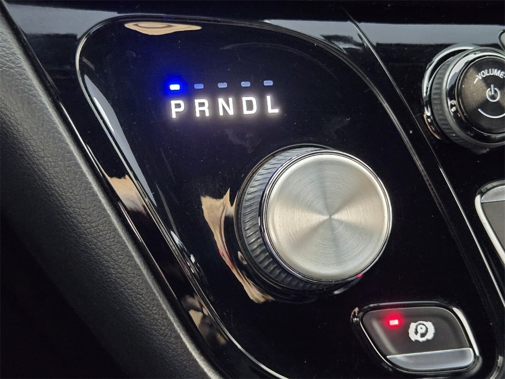 used 2019 Chrysler Pacifica car, priced at $12,998