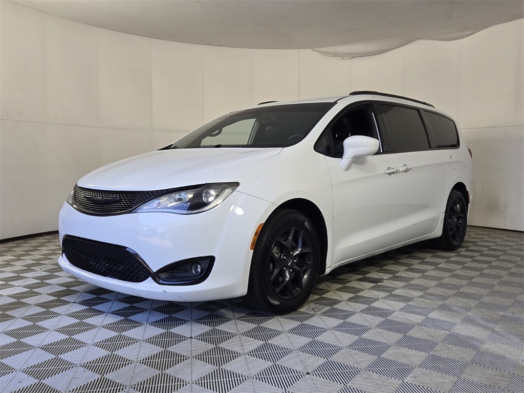 used 2019 Chrysler Pacifica car, priced at $12,998