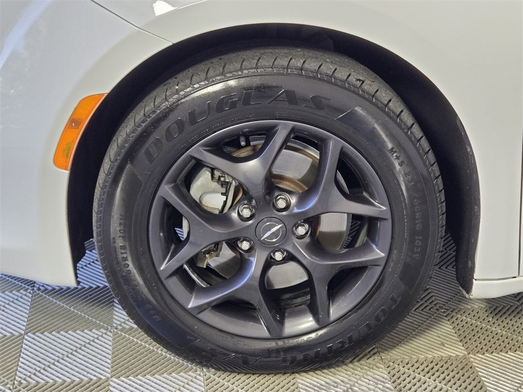 used 2019 Chrysler Pacifica car, priced at $12,998