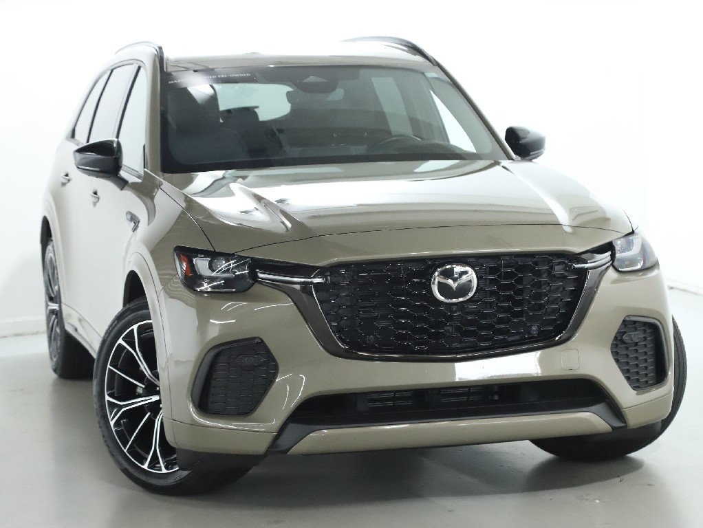 2025 Mazda CX-70 Premium Package's photo