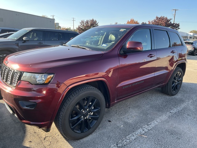 2019 Jeep Grand Cherokee Altitude's photo