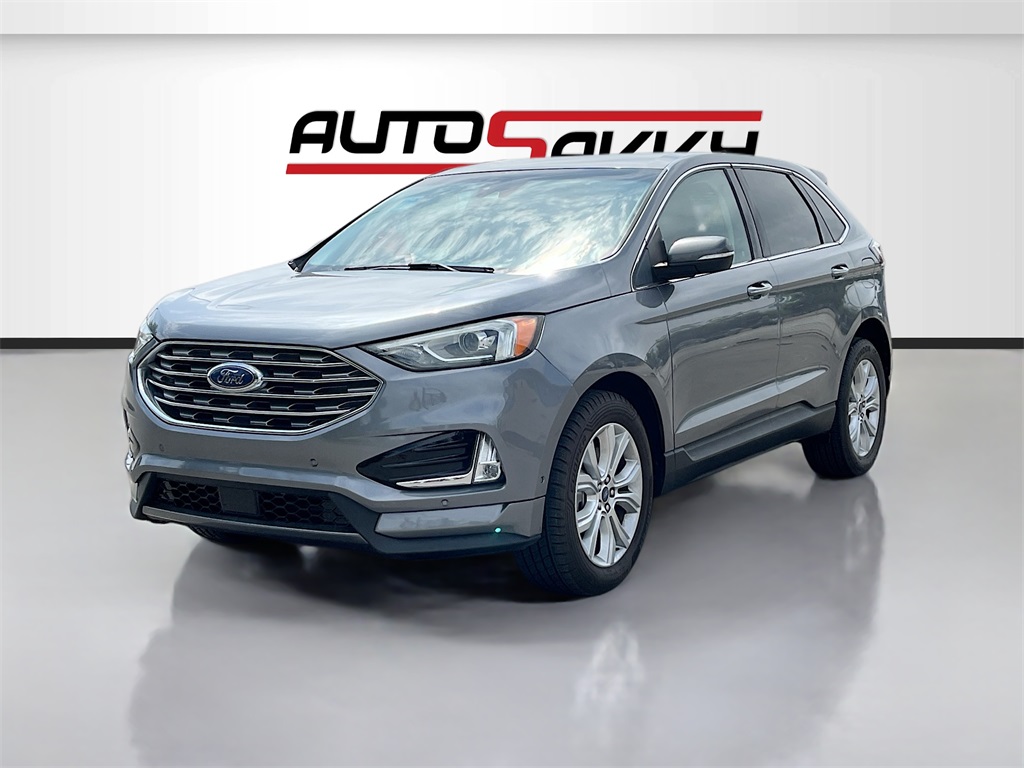 2022 Ford Edge Titanium photo 3