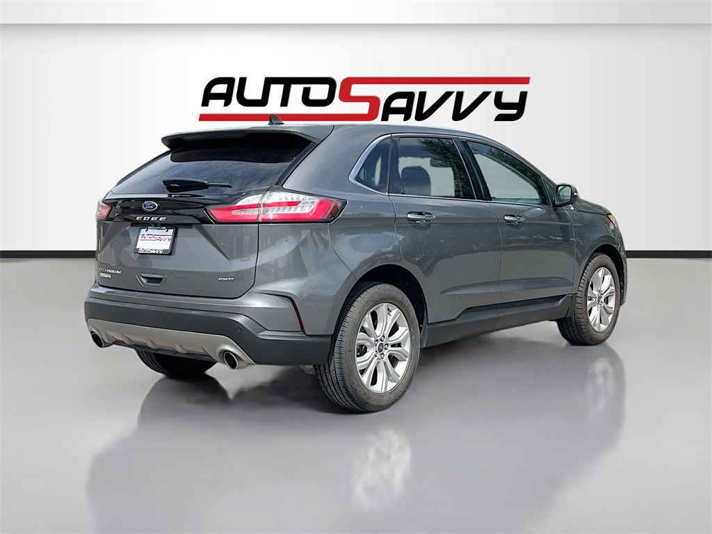2022 Ford Edge Titanium photo 7