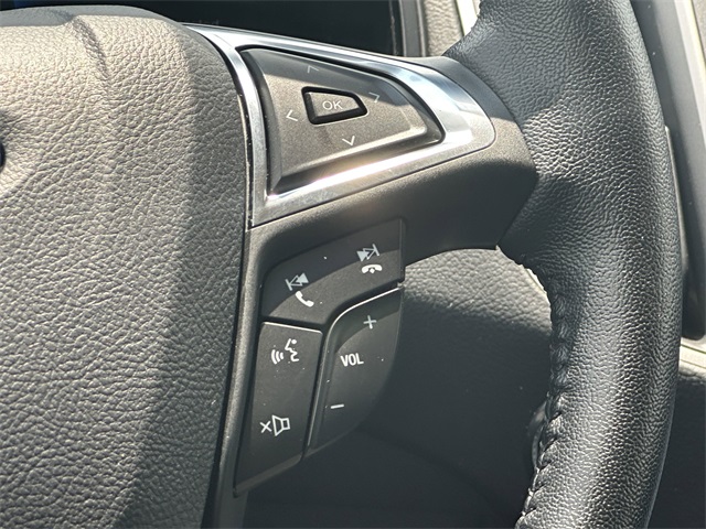 2024 Ford Edge SEL photo 24