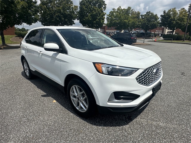 2024 Ford Edge SEL photo 7