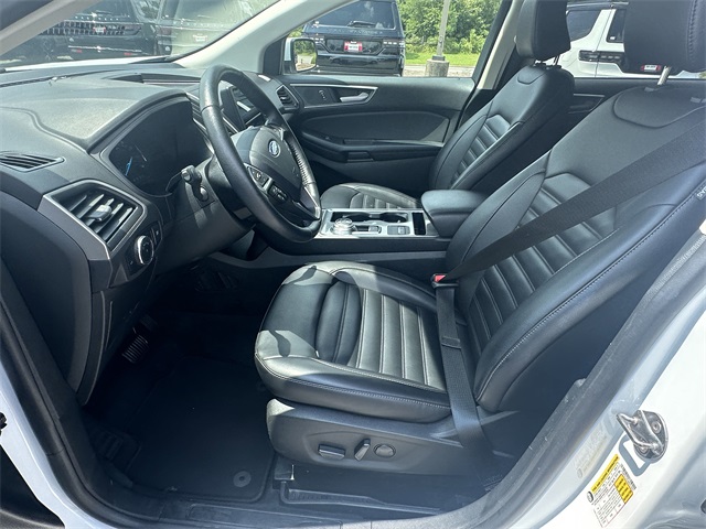 2024 Ford Edge SEL photo 9