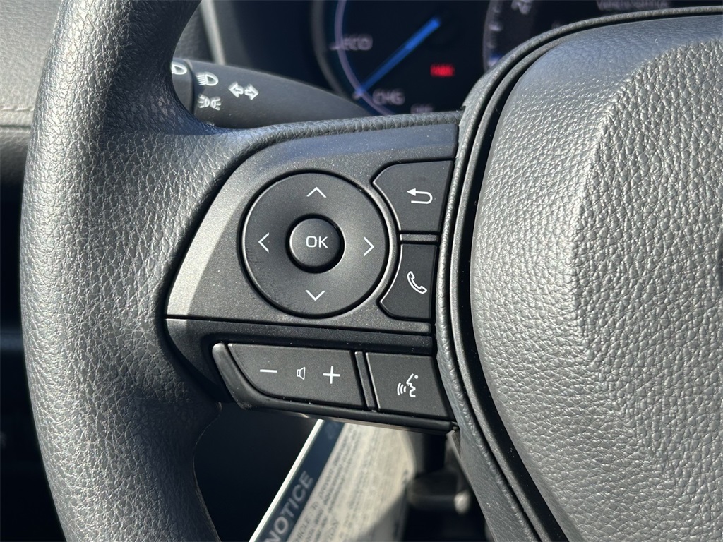 2025 Toyota RAV4 Hybrid LE photo 23