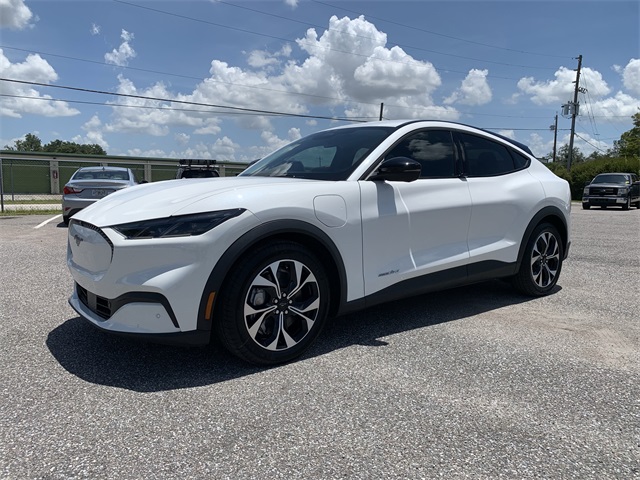 2025 White Metallic Ford Mustang Mach-E Select RWD SUV