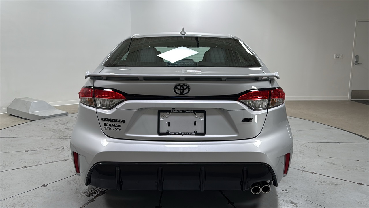 2026 Toyota Corolla SE photo 3