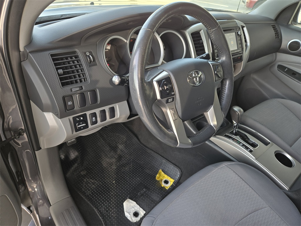 Used 2015 Toyota Tacoma Truck