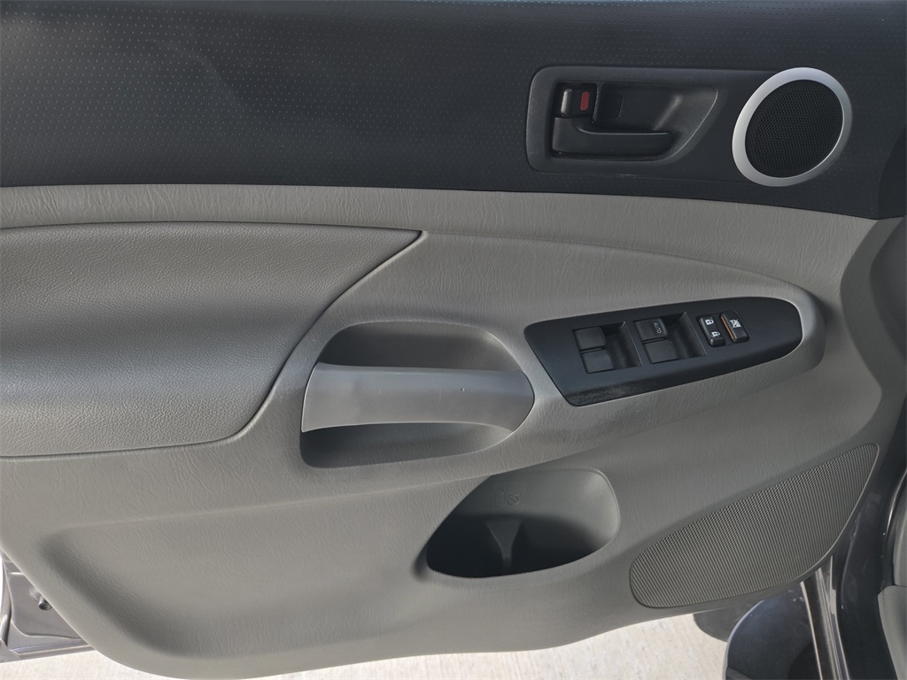 Used 2015 Toyota Tacoma Truck