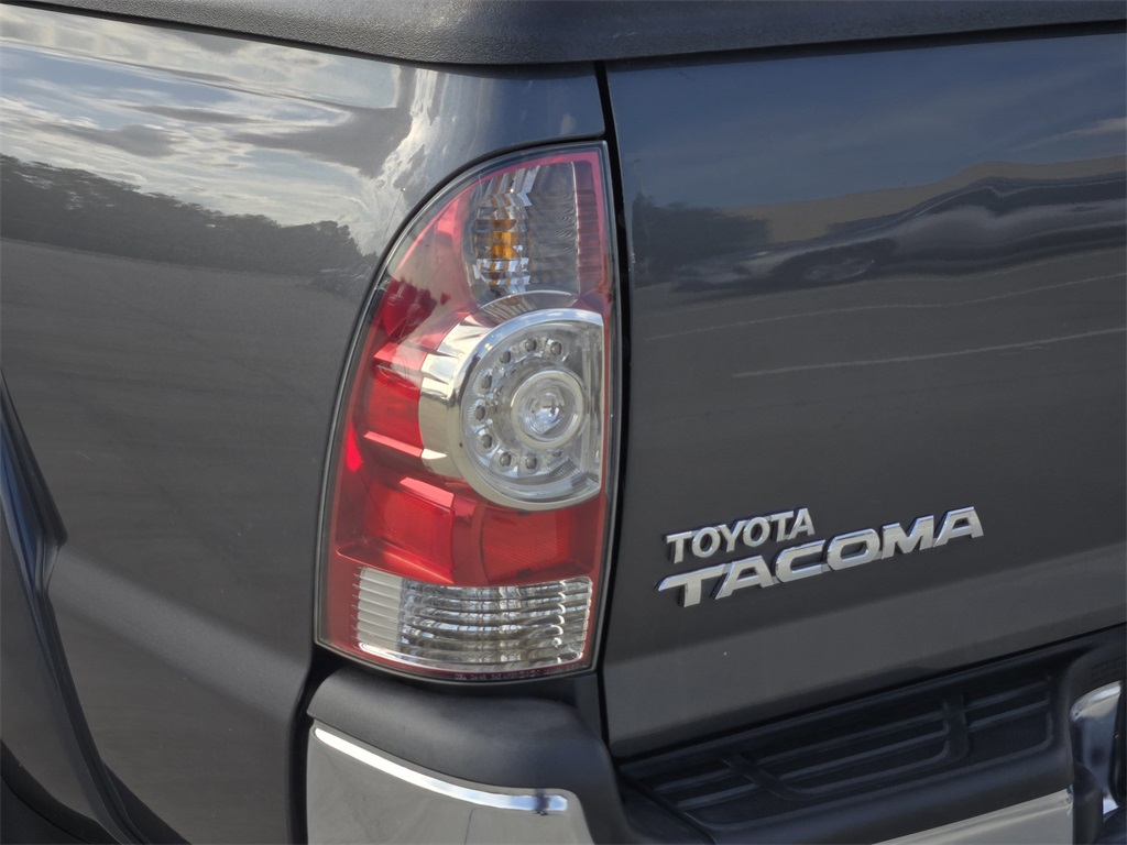 Used 2015 Toyota Tacoma Truck