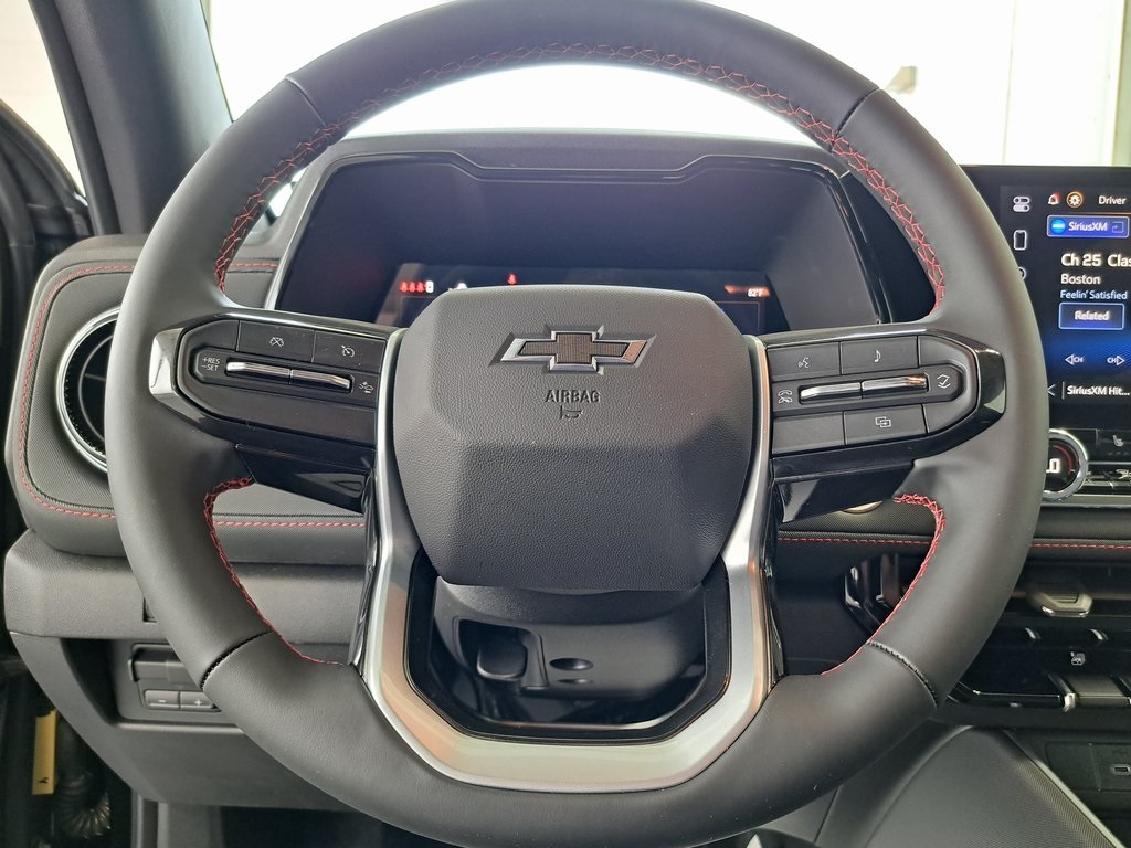 2025 Chevrolet Colorado Z71 4D Crew Cab 4WD 10