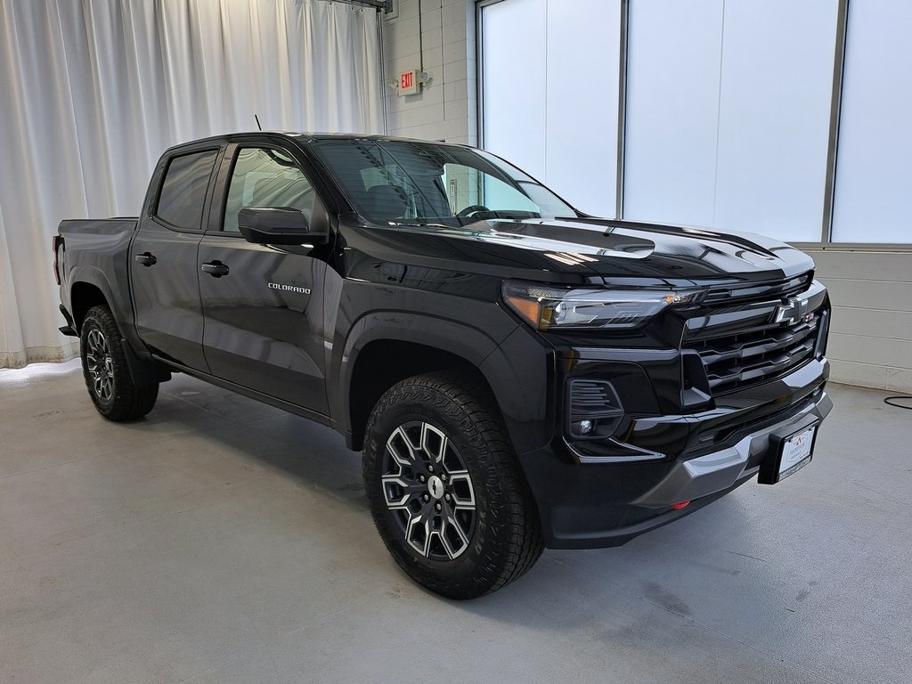 2025 Chevrolet Colorado Z71 4D Crew Cab 4WD 4
