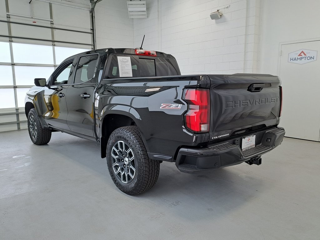 2025 Chevrolet Colorado Z71 4D Crew Cab 4WD 7