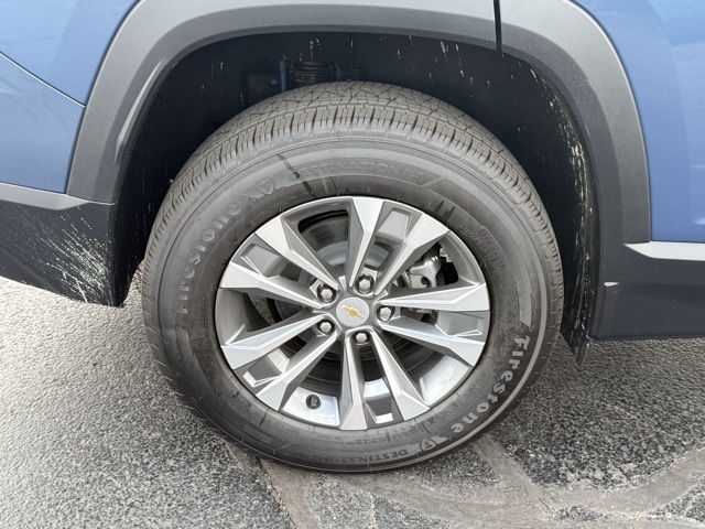 new 2026 Chevrolet Equinox car, priced at $35,760