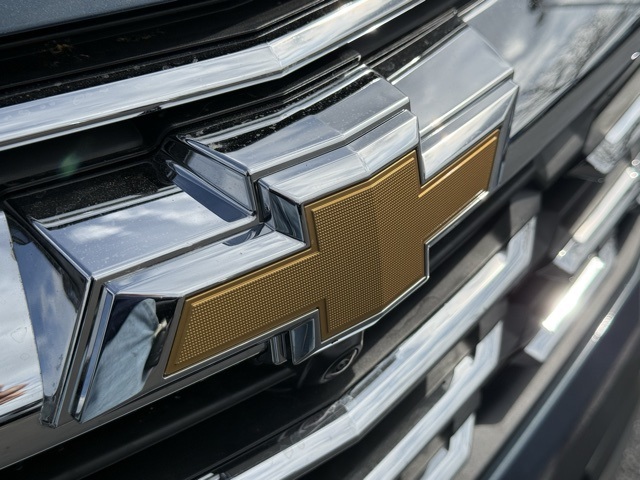 new 2026 Chevrolet Equinox car, priced at $35,760