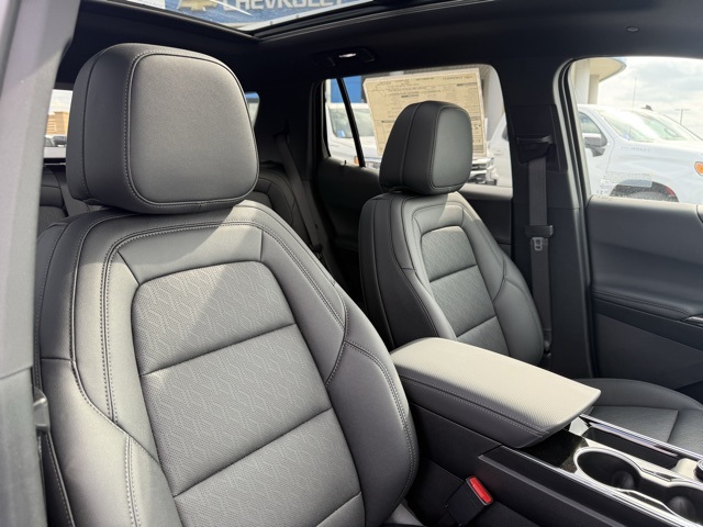 new 2026 Chevrolet Equinox car, priced at $35,760