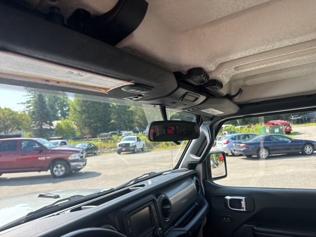 2018 Billet Silver Metallic Clearcoat Jeep Wrangler Unlimited Unlimited Sport S 4X4 SUV