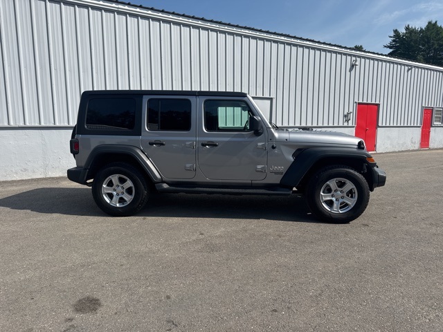 2018 Billet Silver Metallic Clearcoat Jeep Wrangler Unlimited Unlimited Sport S 4X4 SUV