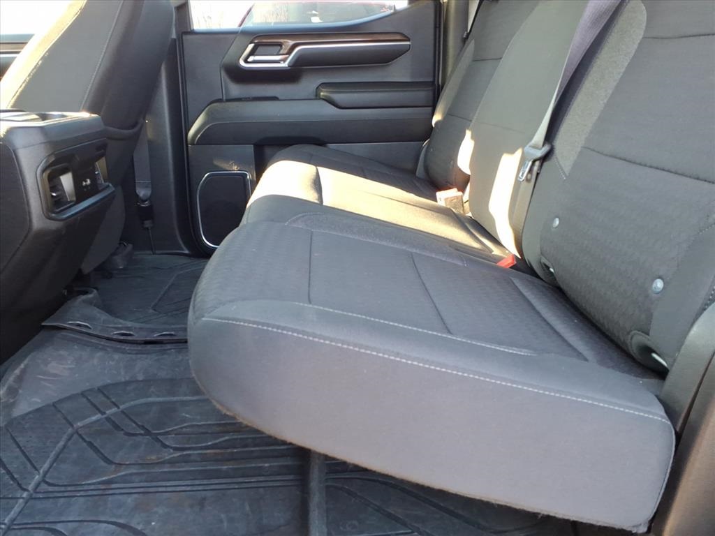 used 2023 Chevrolet Silverado 1500 car, priced at $29,900