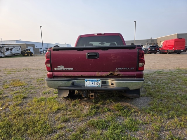 2004 Chevrolet Silverado 1500 LS