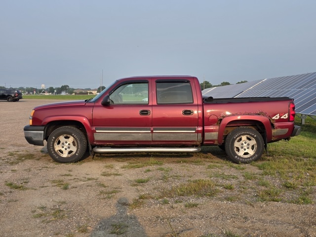 2004 Chevrolet Silverado 1500 LS
