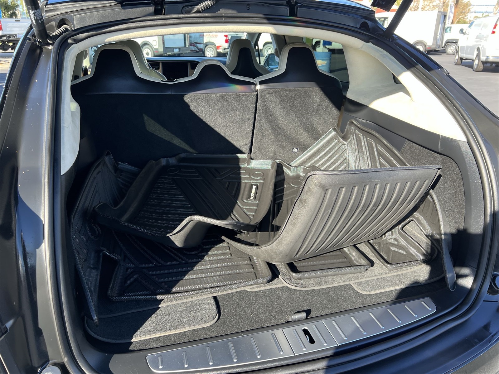 used 2019 Tesla Model X car, priced at $35,991