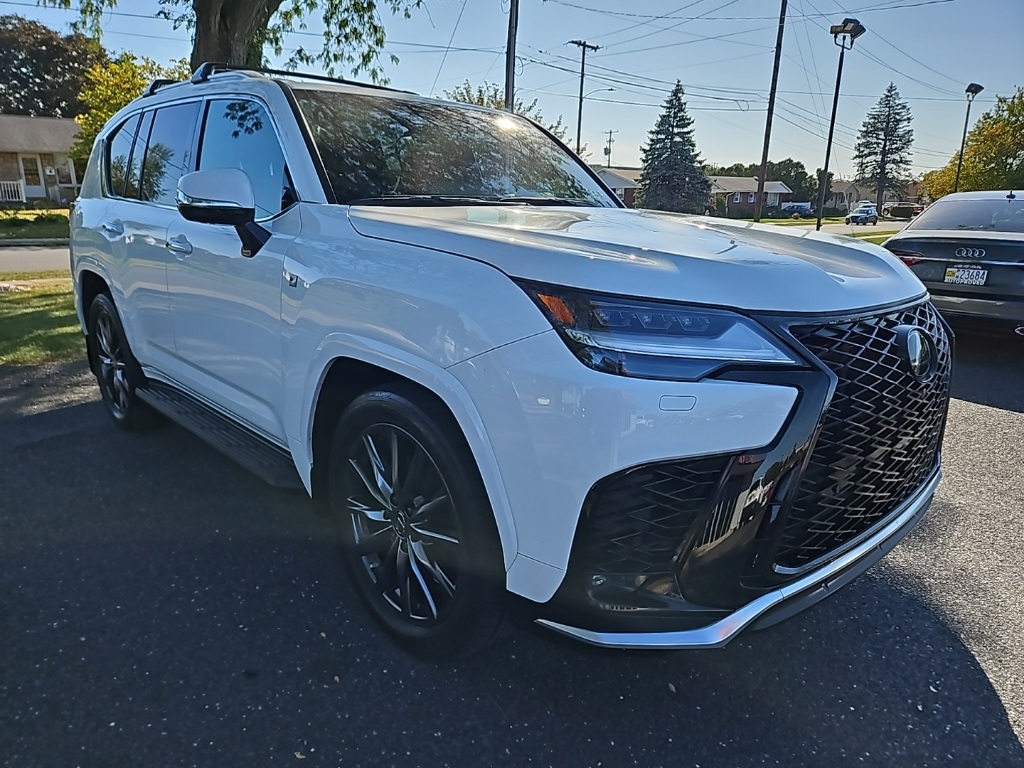 2022 Lexus LX F-Sport's photo